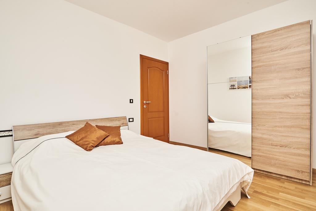 Villas Montrin Kastel Bagian luar foto